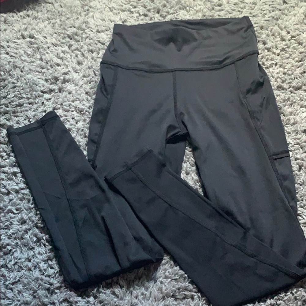 Black leggings